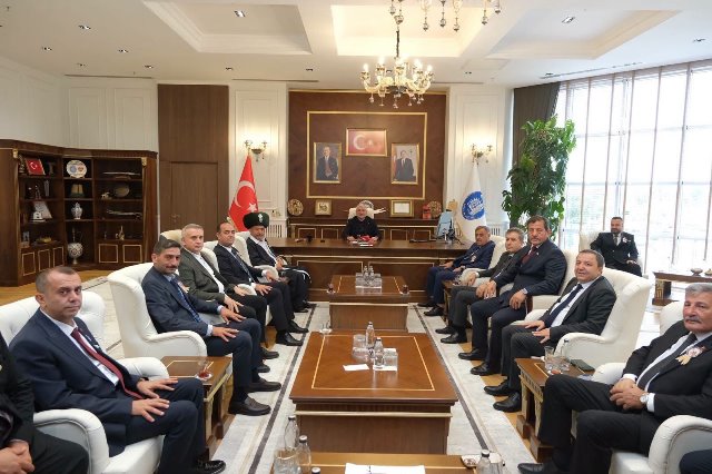 YILIN AHİSİ’NDEN BAŞKAN AŞGIN’A ZİYARET